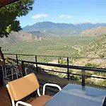 Chrissa & 3* Delphi