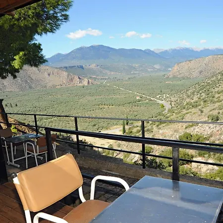 Chrissa Rooms&bungalows 3* Delphi