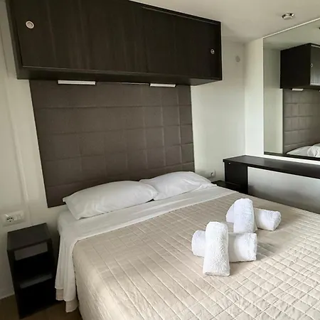 Chrissa Rooms&bungalows Hotell Delphi