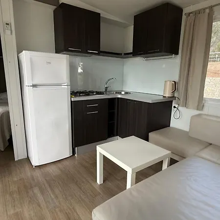 Chrissa Rooms&bungalows 3*