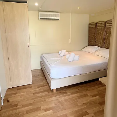 Chrissa Rooms&bungalows