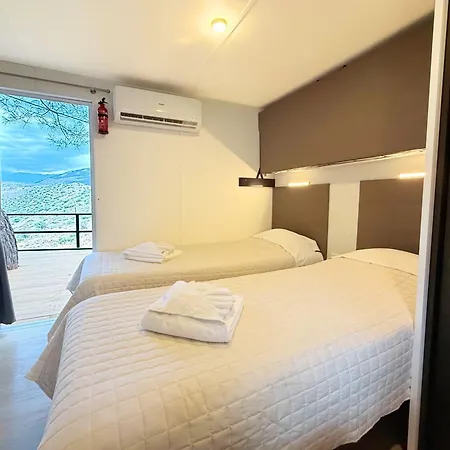 Hotel Chrissa & Delphi
