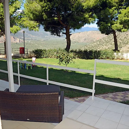 Chrissa Rooms&bungalows 3*