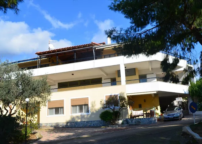 Ξενοδοχείο Chrissa &