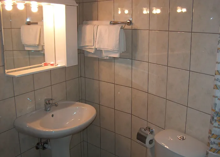 Chrissa & Ξενοδοχείο Δελφοί